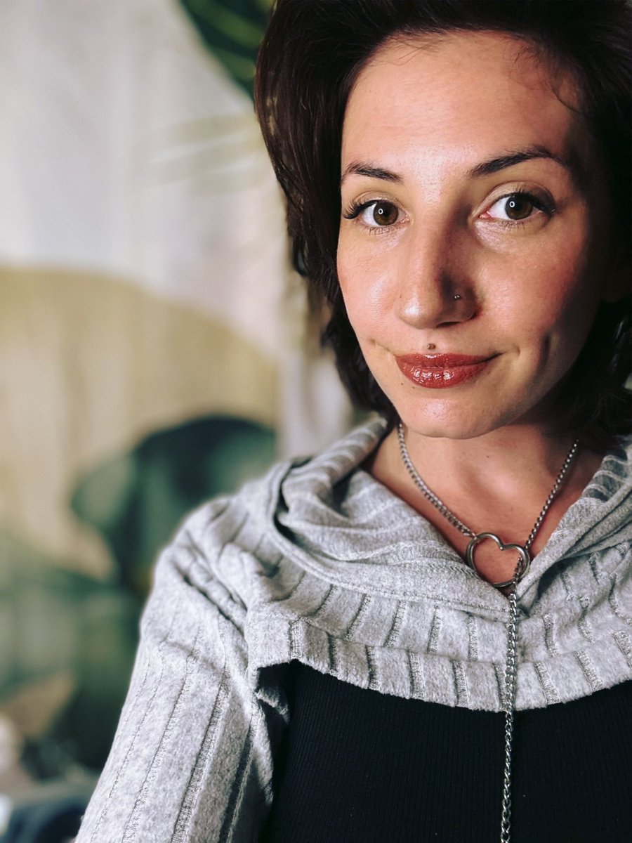 ΛПZΛ BᄂΛᄃK tweet media