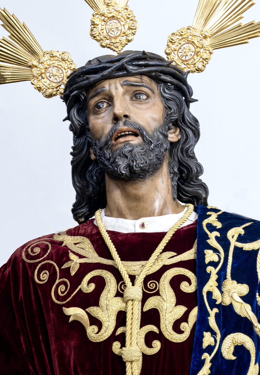 UnCofradeMas's tweet photo. Nuestro Padre Jesús de la Victoria y María Santísima de la Paz ya se encuentran entronizados en sus pasos a la espera de un nuevo Domingo de Ramos. Foto: @davidariaspozo @HermandadPaz #TDSCofrade #TDSActualidad https://t.co/mZf5dlzO8a