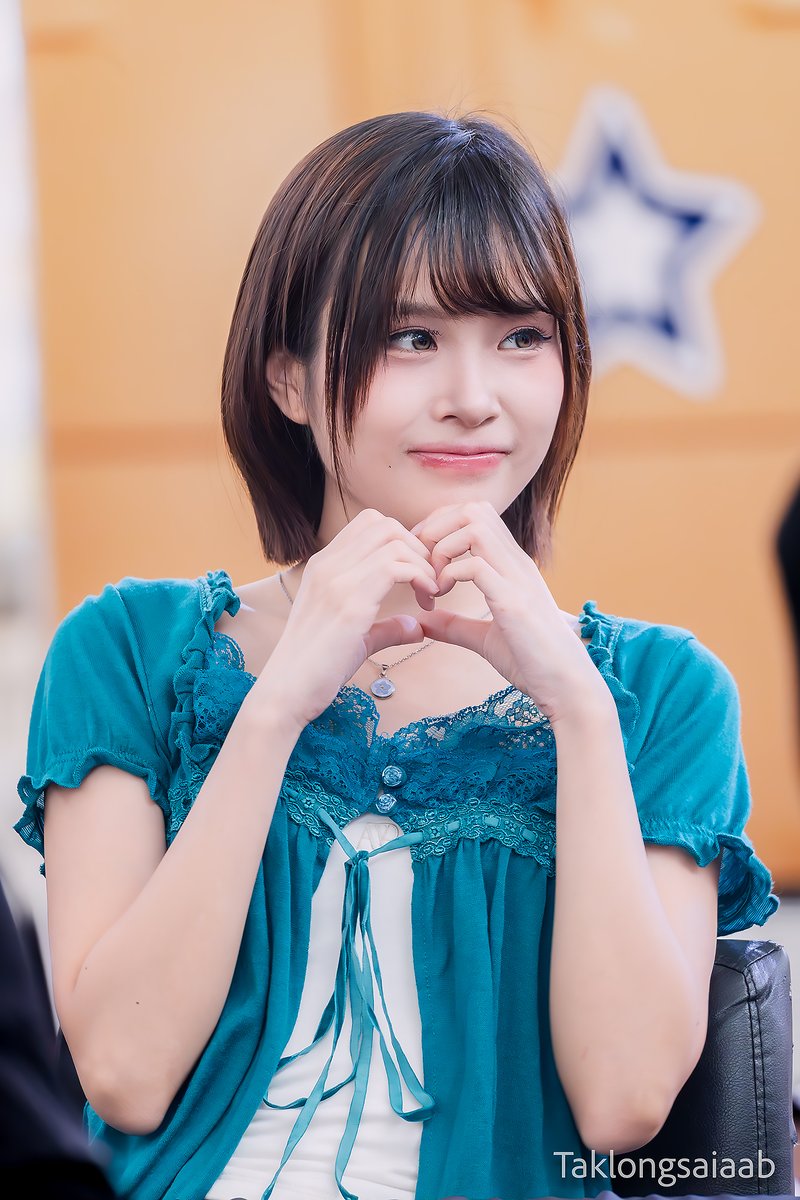 ตากล้องสายแอบ สาขาทวิตภพ tweet media