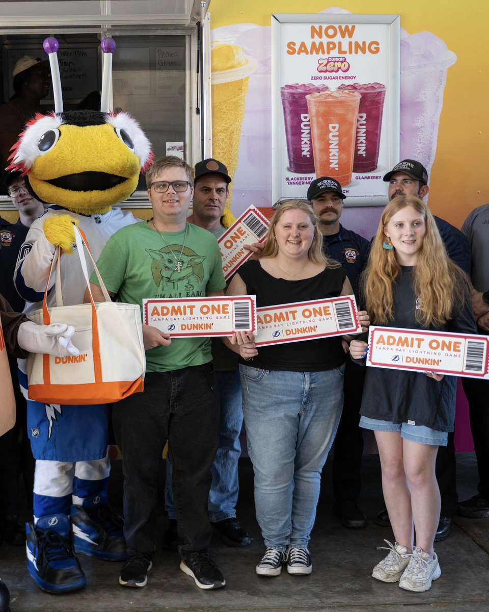 ThunderBug tweet media