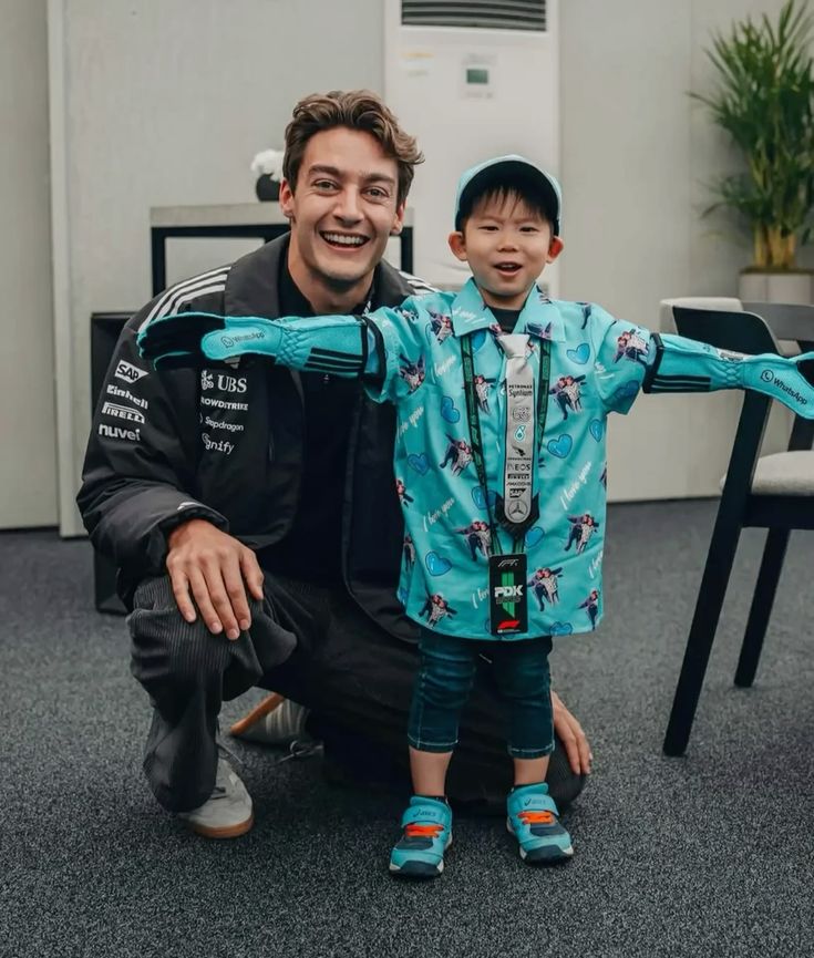 𝙂𝙚𝙤𝙧𝙜𝙚 𝙍𝙪𝙨𝙨𝙤 tweet media