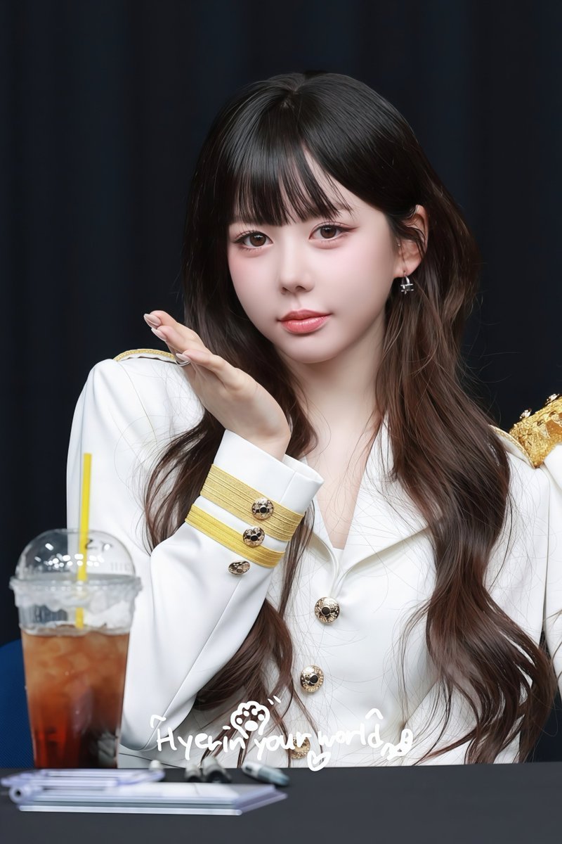 260322

#트리플에스 #정혜린 #HyeRin
#tripleS #トリプルS #ヘリン