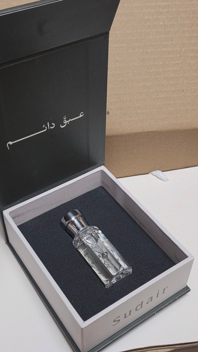 a piece of the swan ray tweet media