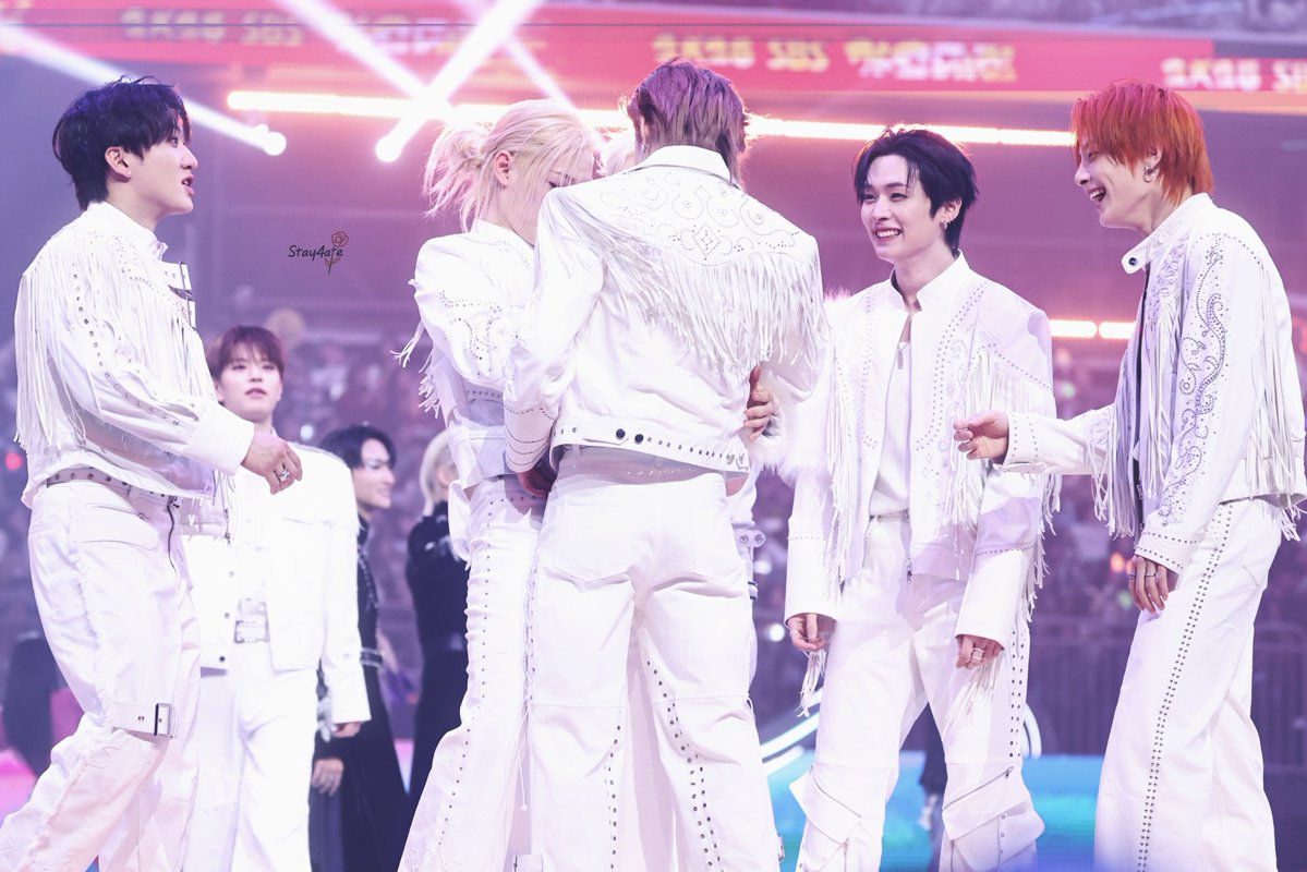 Stay4ate tweet media