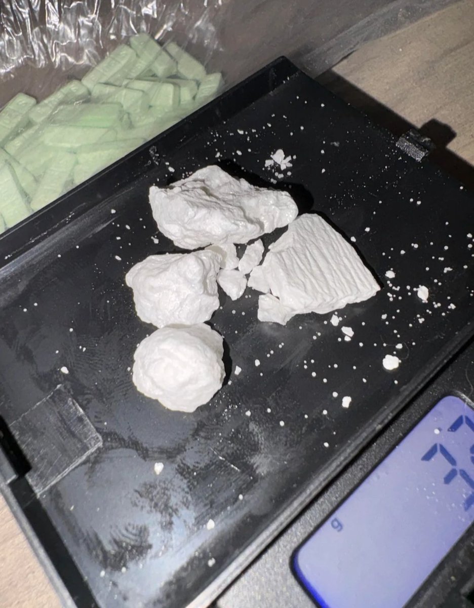 C🦴o🦴k🦴e H🦴o🦴e tweet media