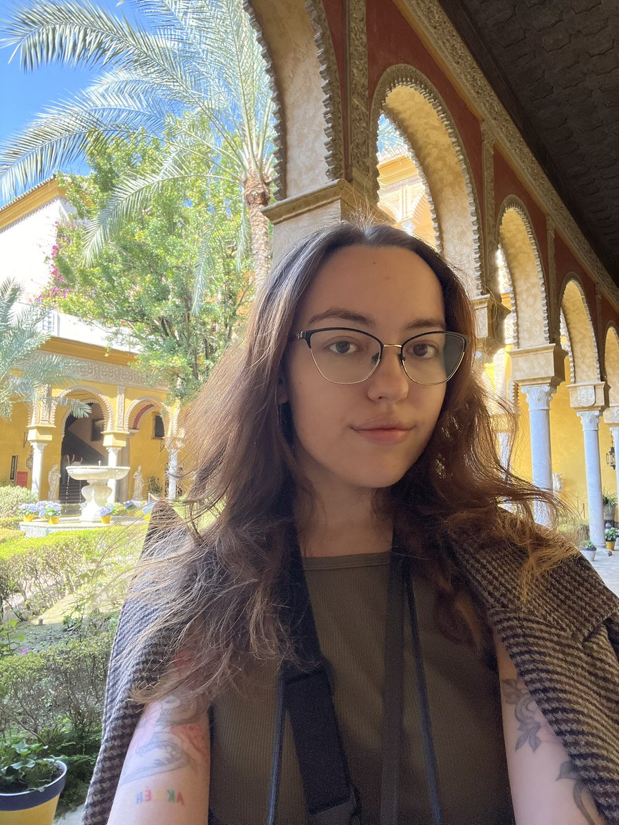 полин, переведи? tweet media