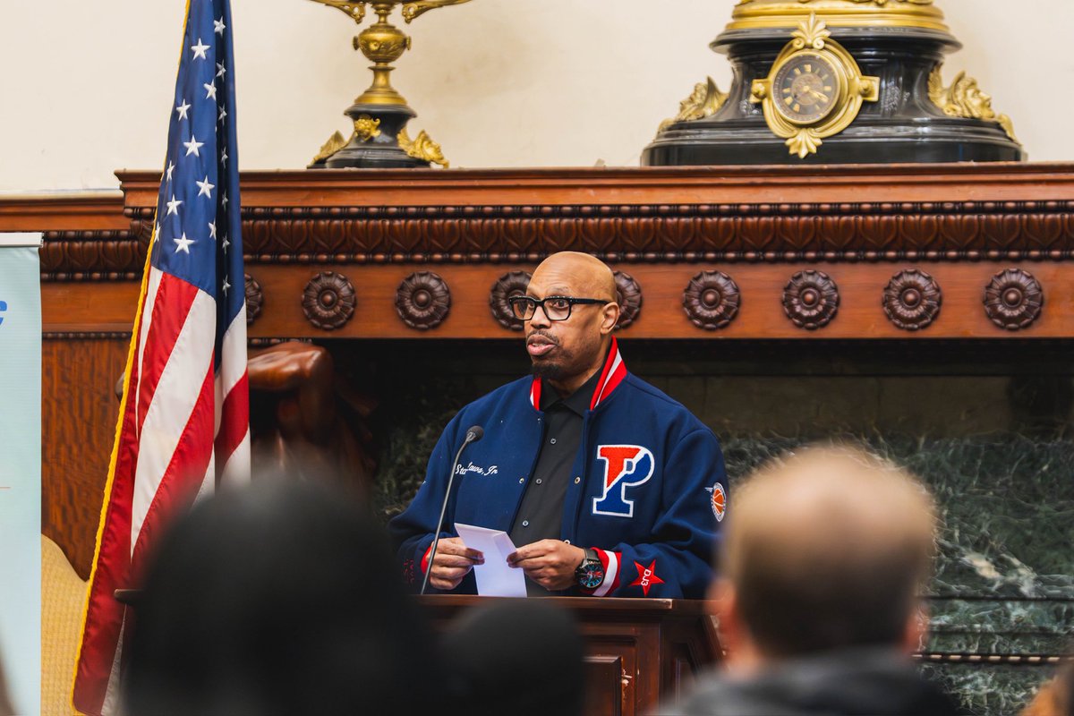 CM_JimHarrity's tweet photo. Yesterday at Philadelphia City Hall, we held the 2026 Philadelphia All American High School Senior Showcase Game press conference. 🏀

Proud to recognize these young athletes. Next up: the draft.

#PhillyHoops https://t.co/PbugfDqjQ2