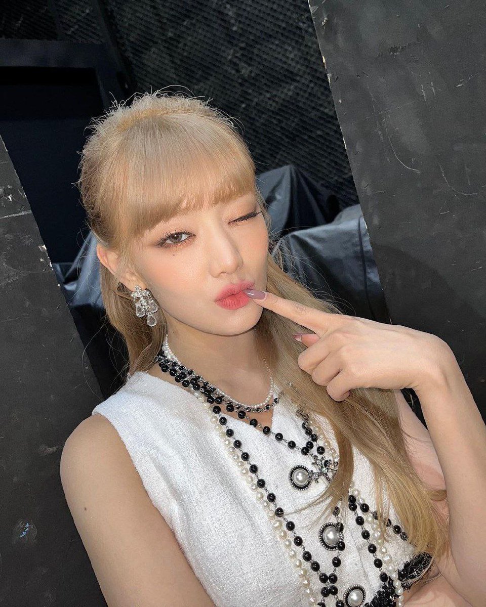 𝕚 𝑙ovǝ 襢'⋆ 𝖉emo͞n 𝕤la𝕪ǝrs ! tweet media