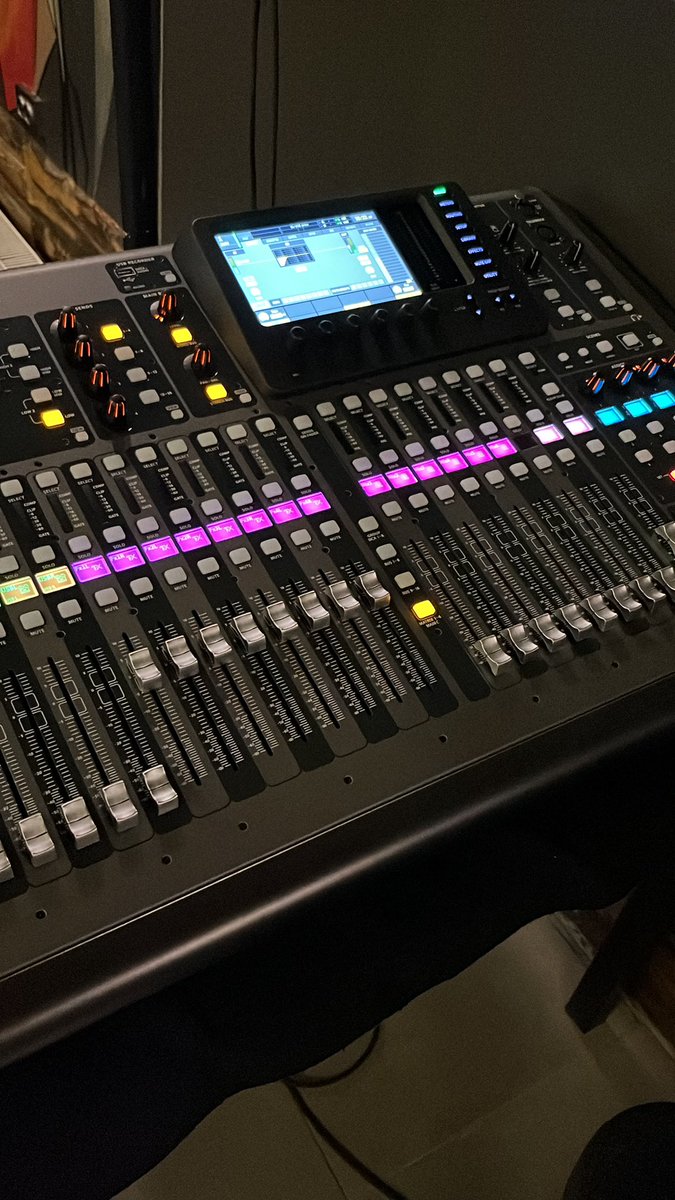 ＰＨＯＢＯＳ°⚔️ tweet media