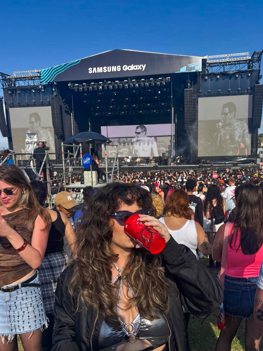 versos como quem morre tweet media