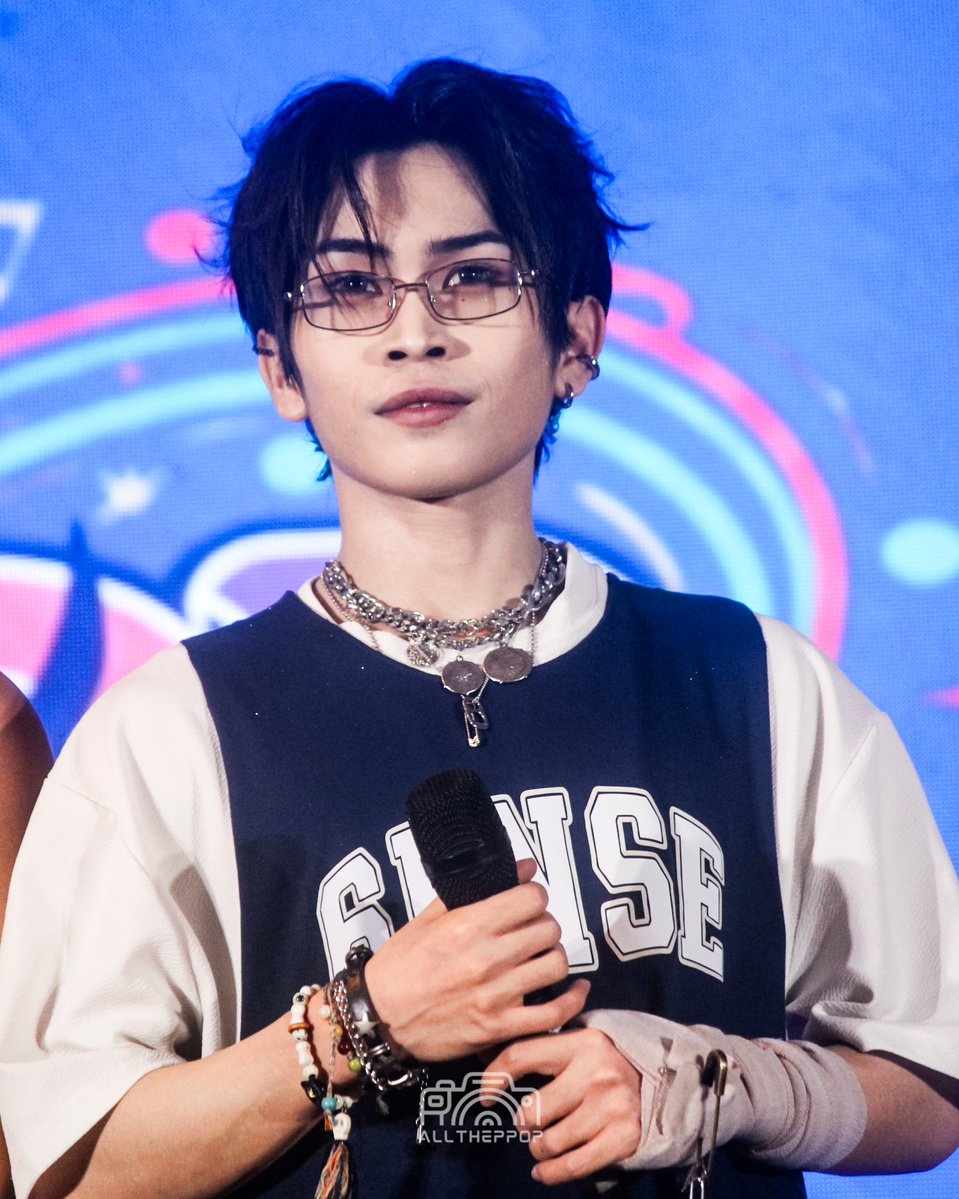 AllThePPop tweet media