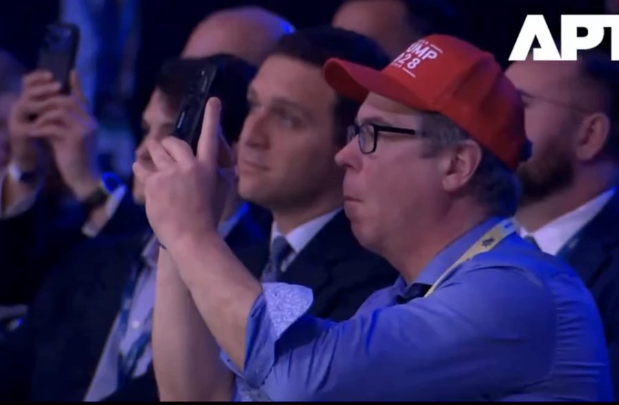 ✠ 𝔅𝔞𝔯𝔬𝔫 𝔳𝔬𝔫 ℜ𝔦𝔱𝔱𝔢𝔫𝔥𝔞𝔲𝔰 tweet media