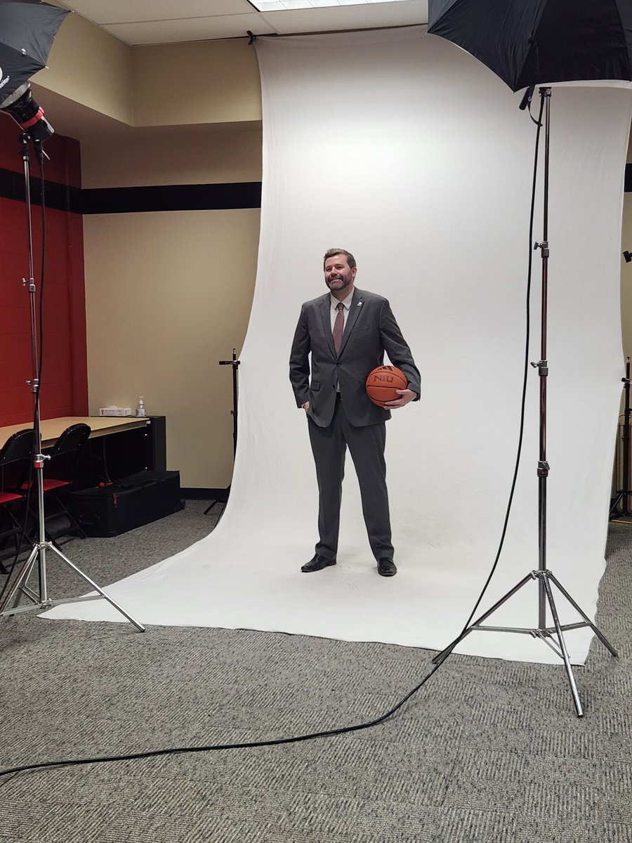 NIU Men's Basketball tweet media