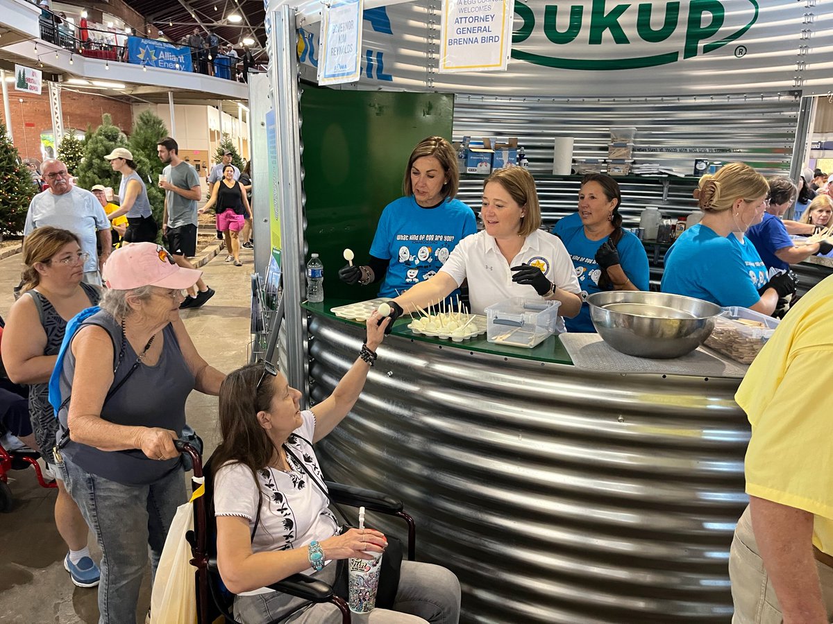 Iowa AG Brenna Bird tweet media