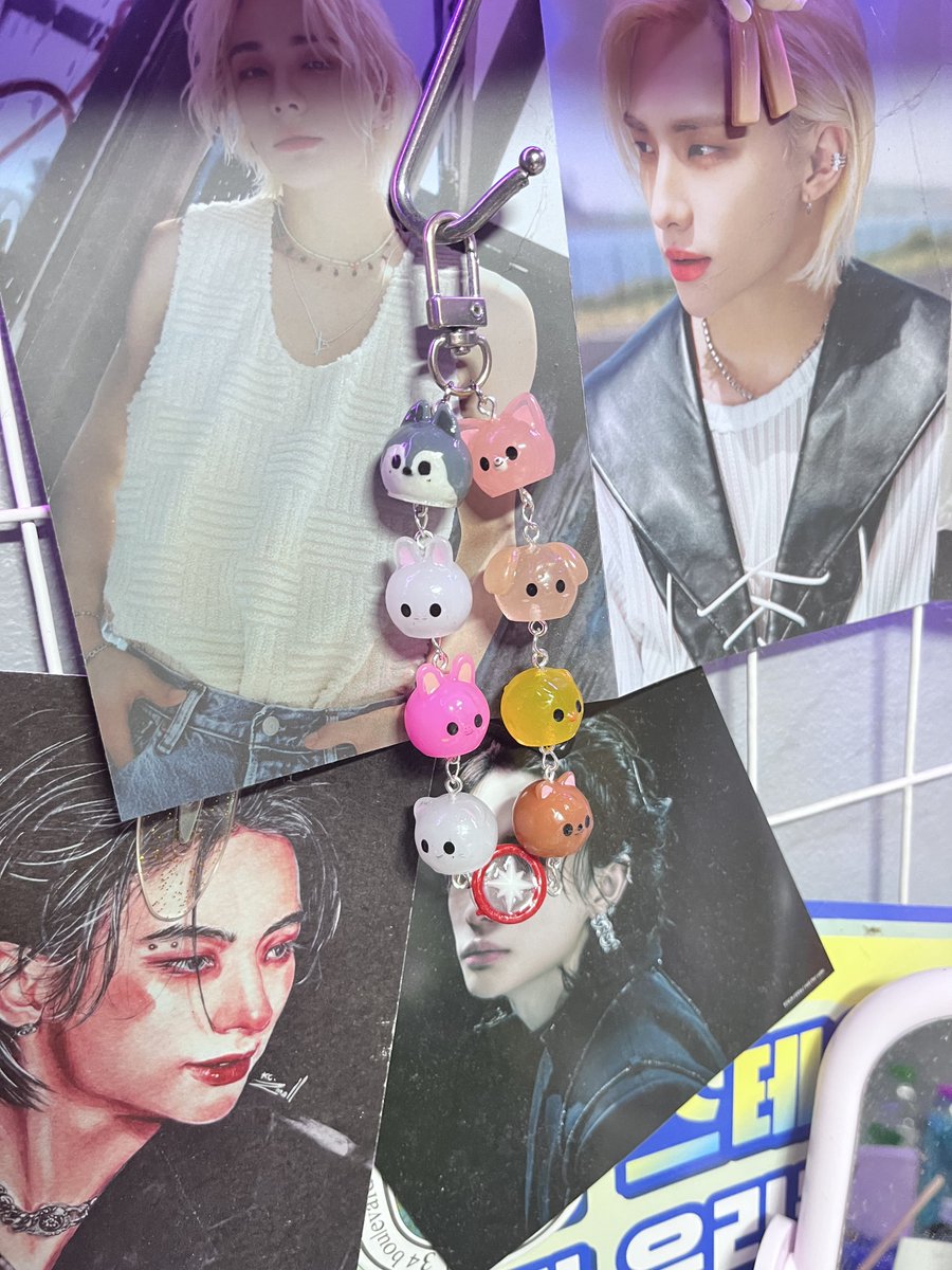 𝗦𝘁𝗿𝗮𝘆 𝗞𝗶𝗱𝘀 𝟴𝘁𝗵 𝗔𝗻𝗻𝗶𝘃𝗲𝗿𝘀𝗮𝗿𝘆 𝘄𝗶𝘁𝗵 𝗦𝗧𝗔𝗬
แจกพวงก้อนน้องจู 2 รางวัล 🎉🎉
กติการีทวิต+เป็นสะเต 
สุ่ม วันที่ 26 ค่ำๆ 
ปล. ใช่เวลาหล่อน้องประมาณ 1 วีคคับ ขอคนสะดวกรอและออกค่าส่งเอง

#StrayKids8thAnniversary
 #ตลาดนัดstraykids