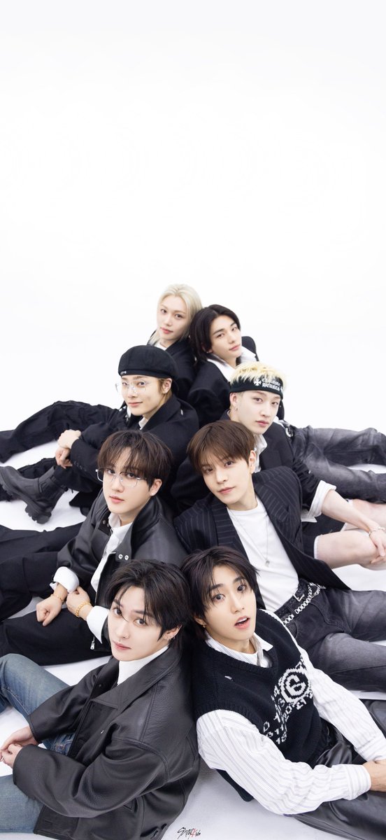 stray kids wallpaper tweet media