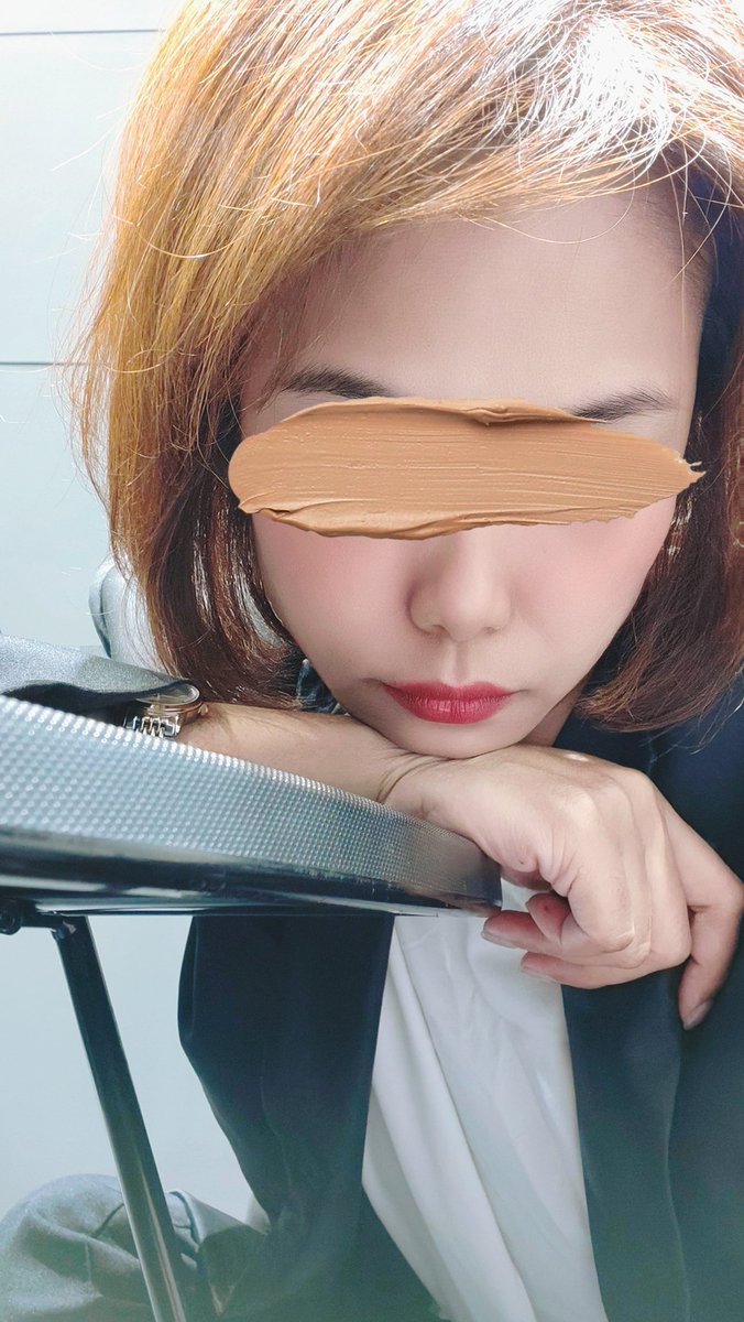 ใ ค ร ซั ก ค น บ น โ ล ก ใ บ นี้ . tweet media