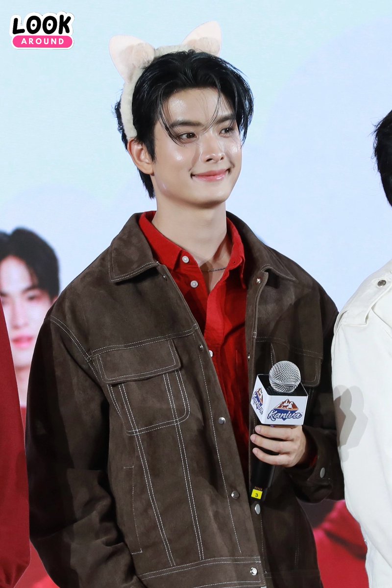 LookARound tweet media