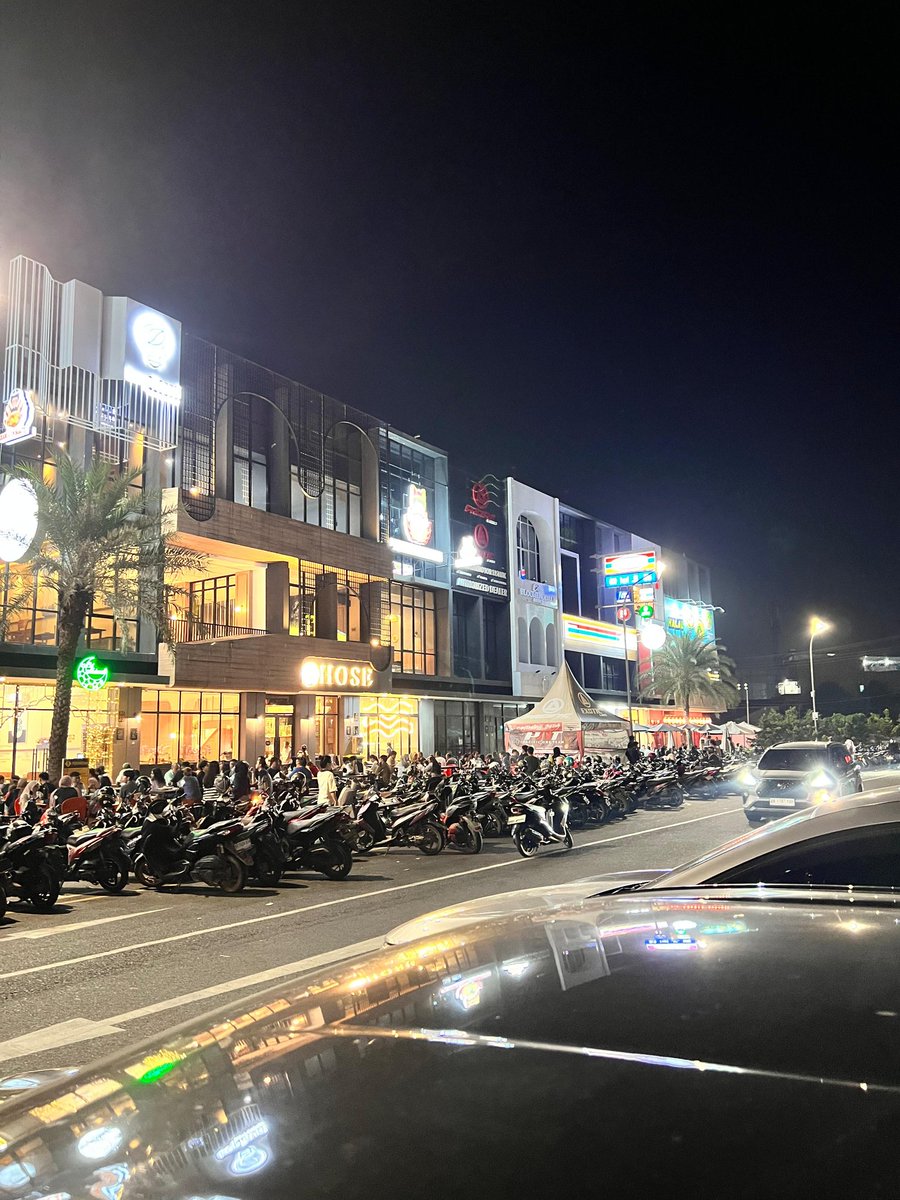 butterscotch tweet media