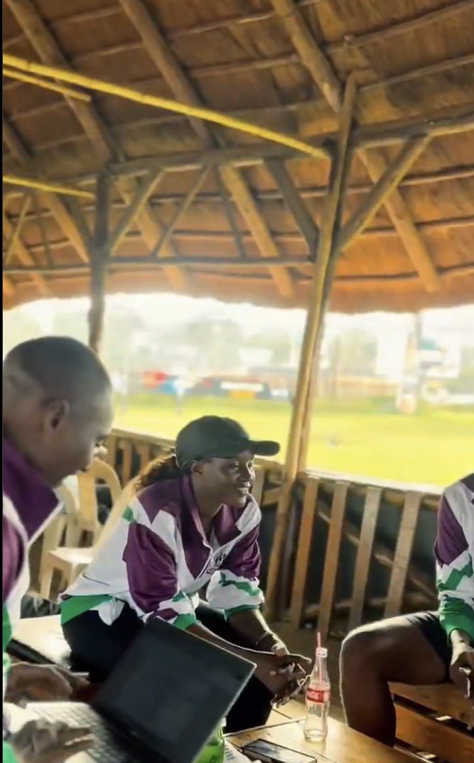 nivana_ug tweet media