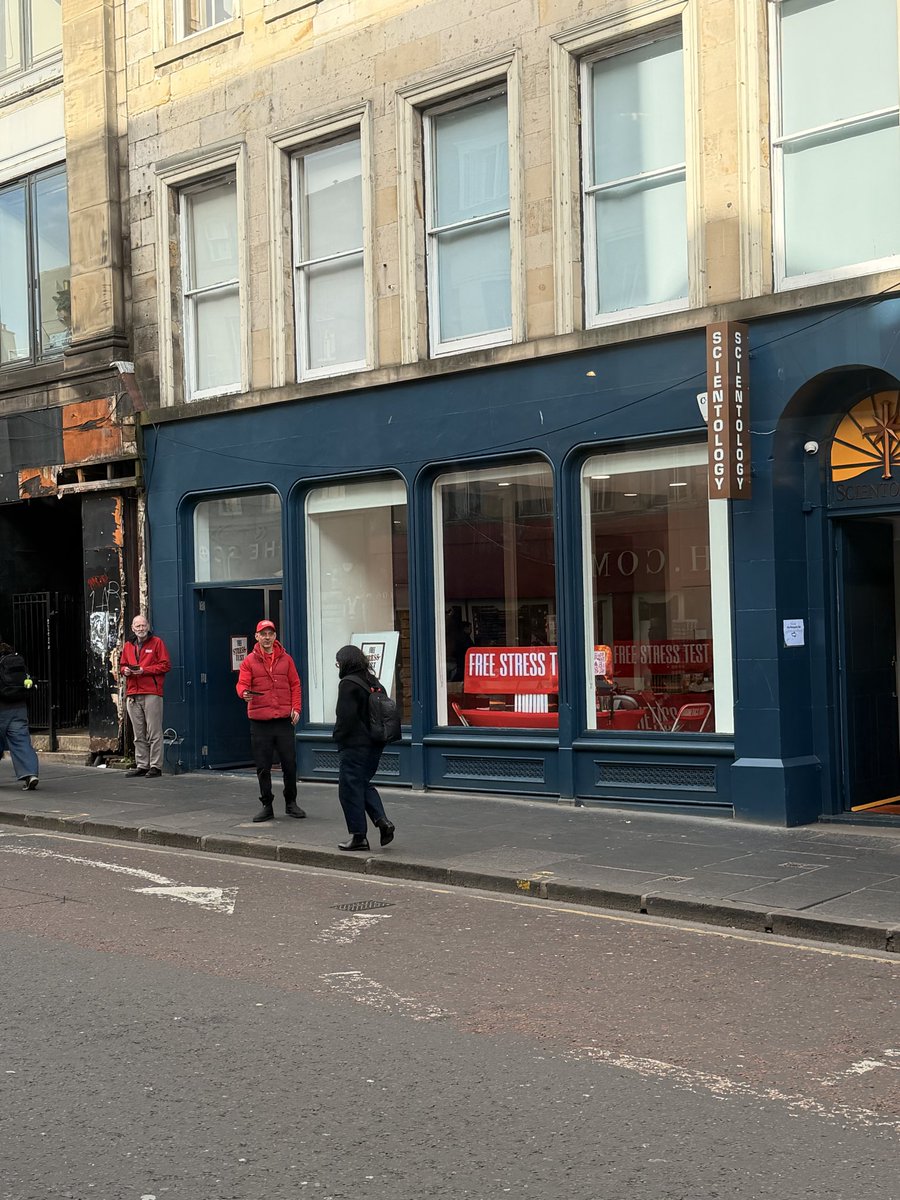 Ange Postanaeclue tweet media