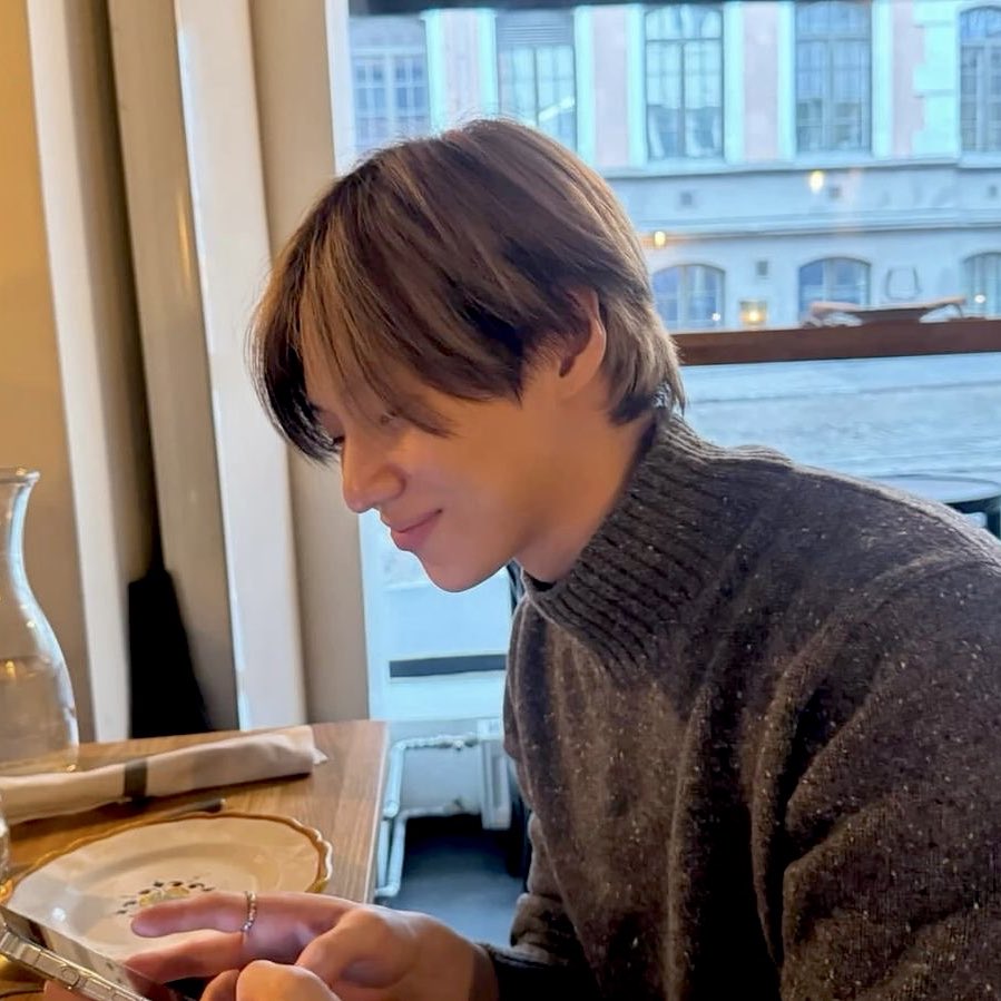 markiesu on fire🪽 tweet media