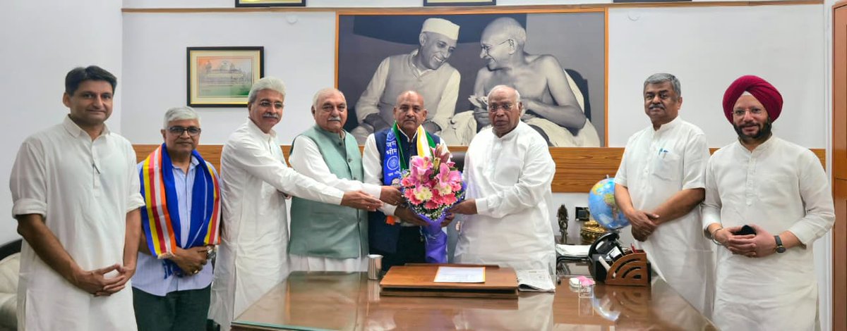 Congress tweet media