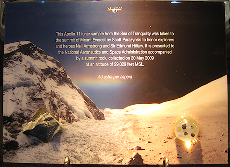 NASAWatch's tweet image. ICYMI @CommanderMLA tweeted a pic of the ISS Cupola. My heart jumps every time I see this.  Apollo 11 Moon rocks I carried for weeks in Nepal &amp;amp; #MtEverest summit rock @AstroDocScott collected have been there (arrow) for 16+ years. They'd look nice on the wall of the #moonbase