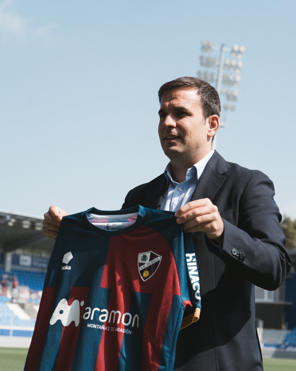 SD Huesca tweet media