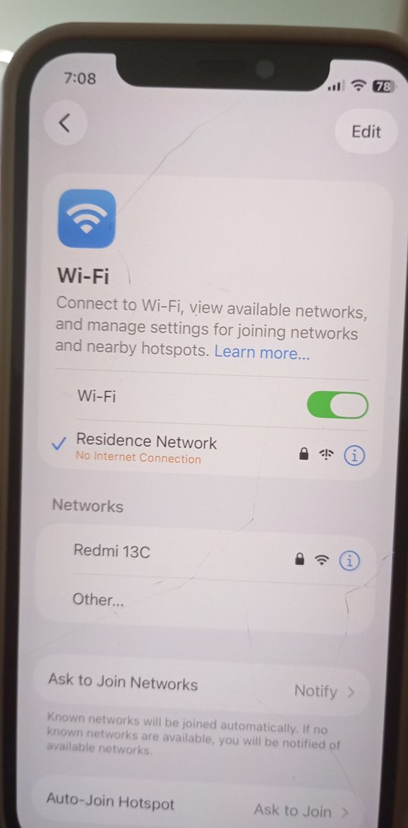 This is what it's been showing since yesterday, I even removed the sim inside and inserted another one with data, but it's still not working. Please help me retweet if you see this.