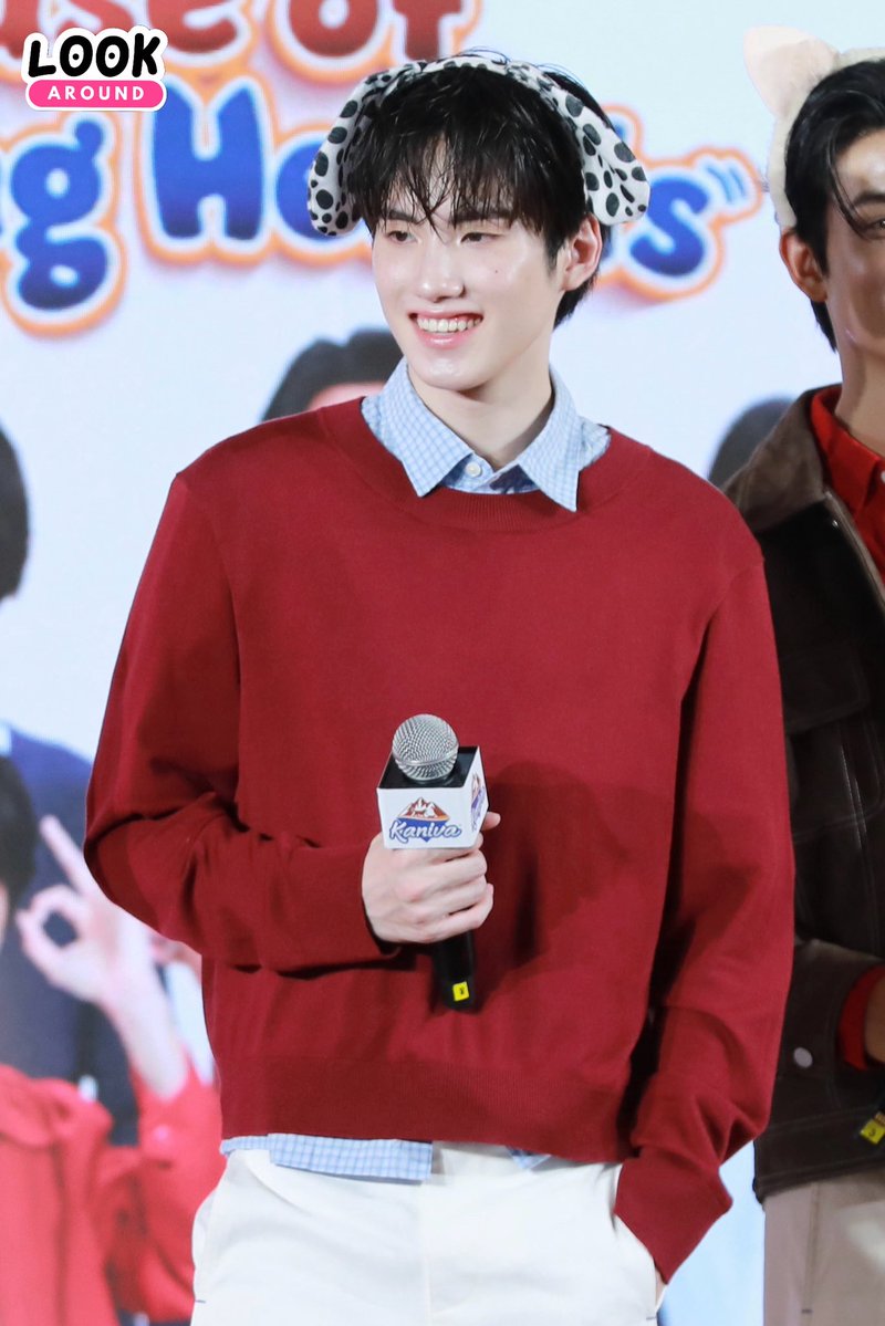 LookARound tweet media