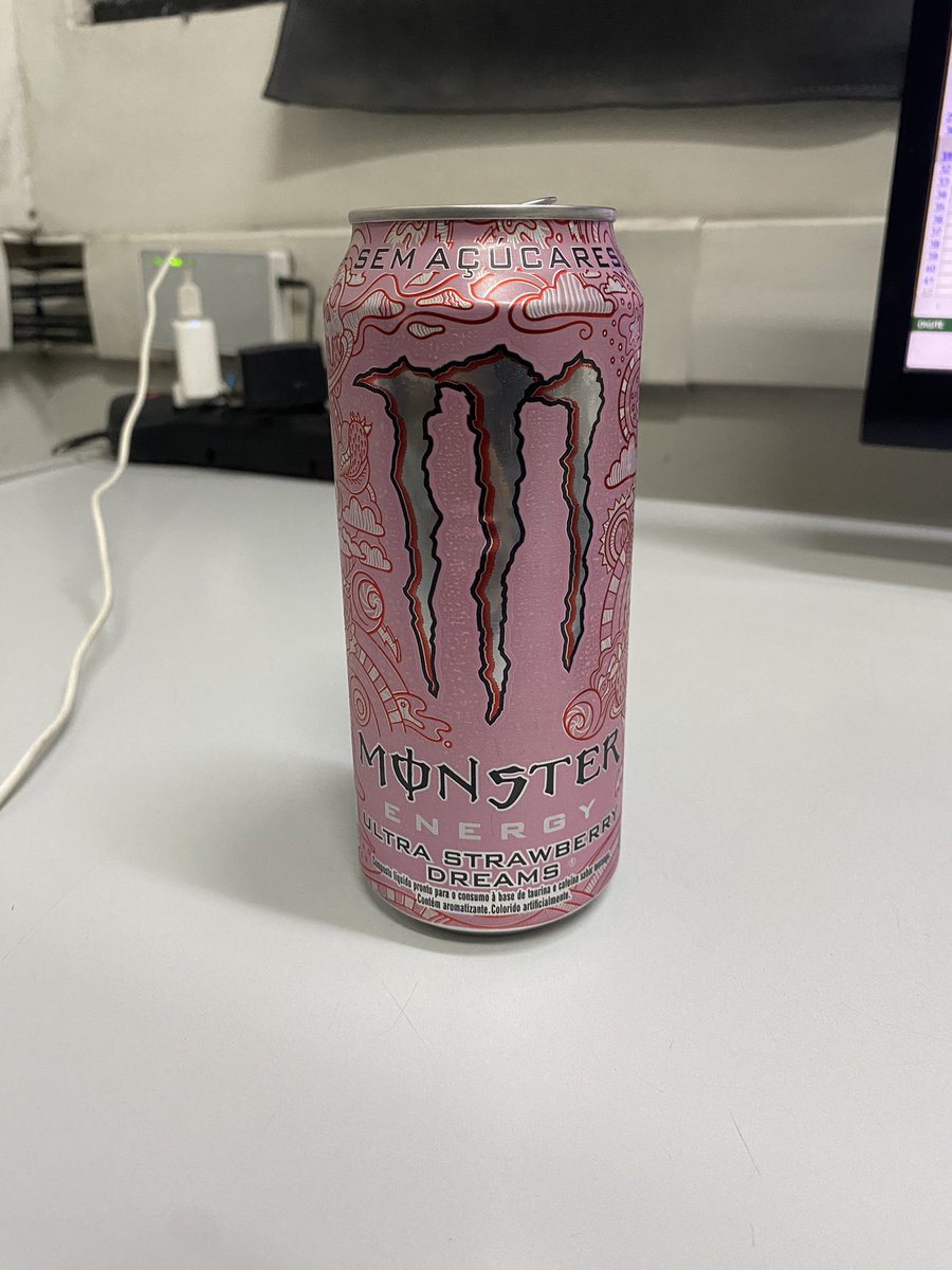 Nuvisca🦊🃏 tweet media