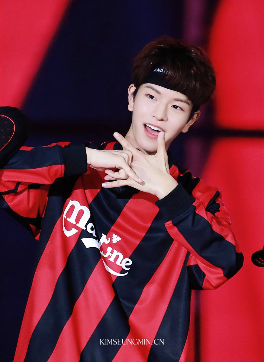 KIMSEUNGMIN_CN's tweet photo. 180802

happy 8th debut anniversary my singer

🤍#승민 #Seungmin #金昇玟
🤍#스트레이키즈 https://t.co/tkqQ7pG9W7