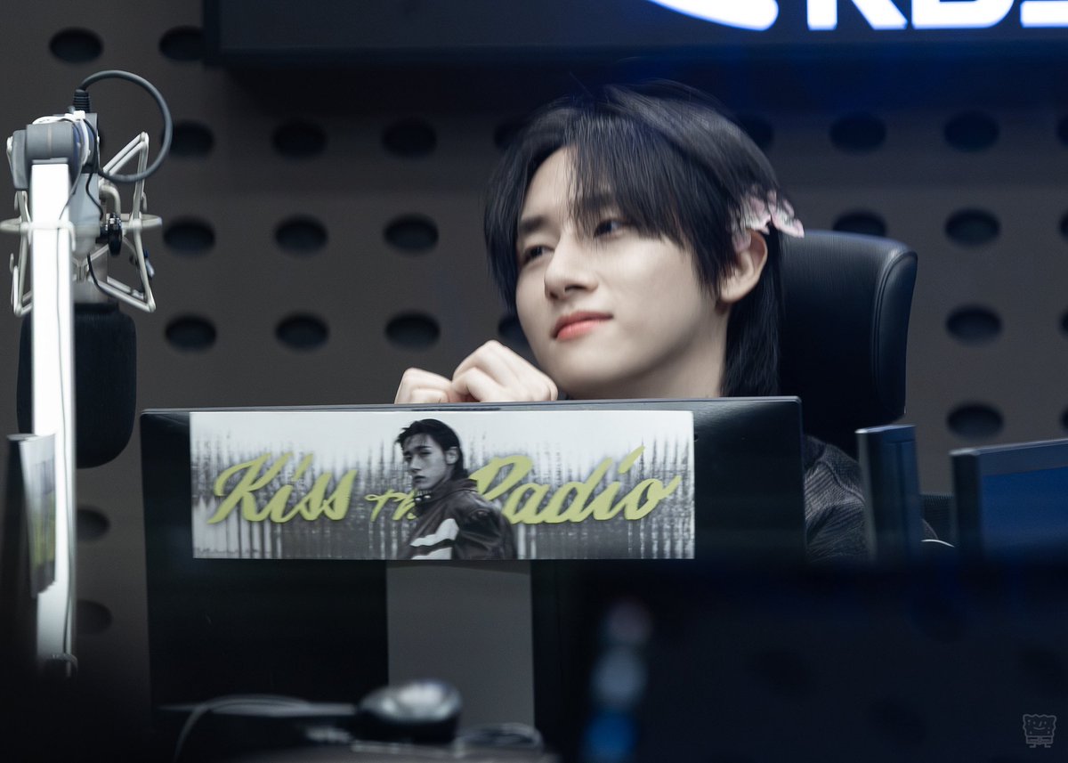 스폰지밥 tweet media