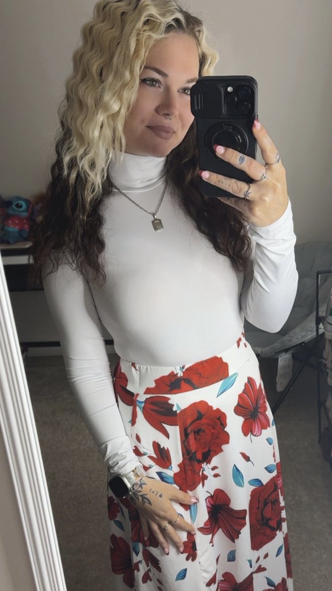 Cassie Clark tweet media