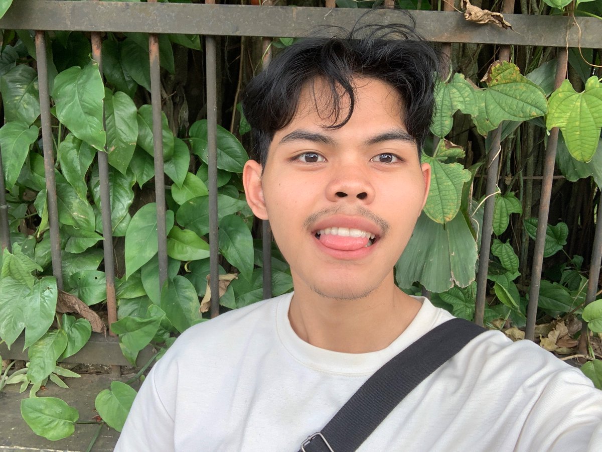 BUKAN BASE RATED tweet media