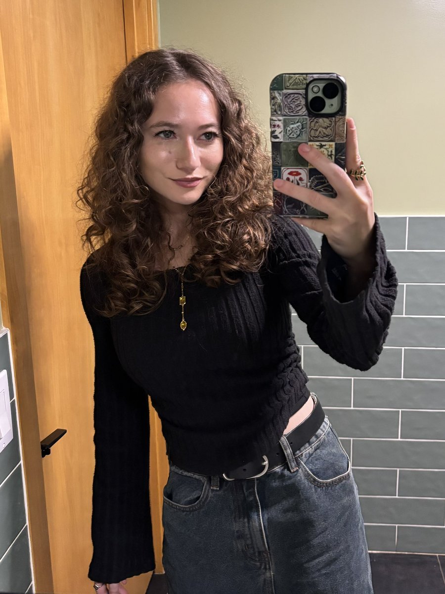 Rhelaza🪲 tweet media