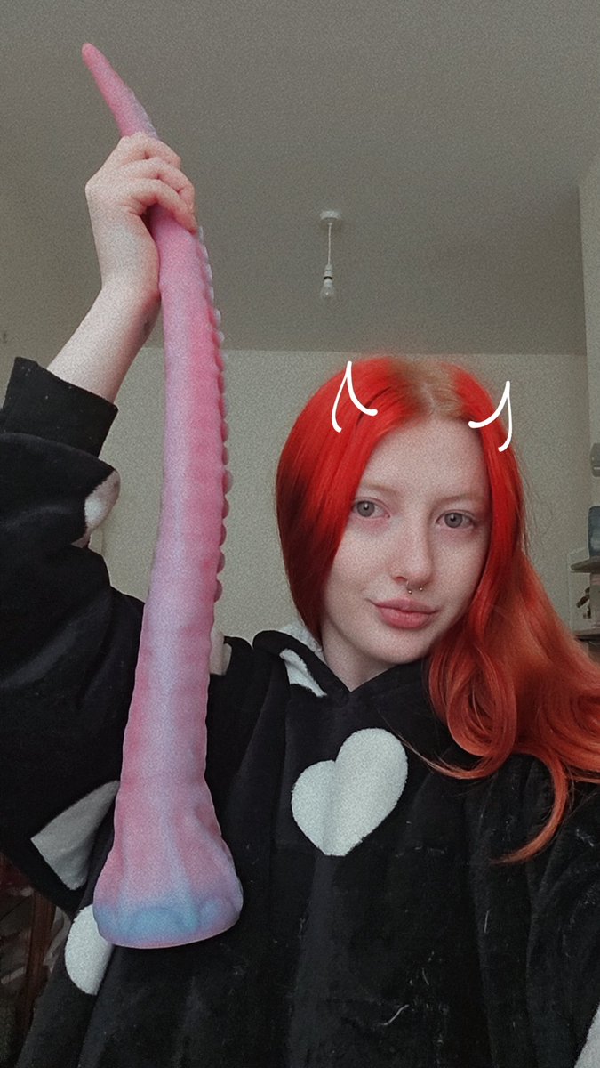 Beee 🐝 tweet media