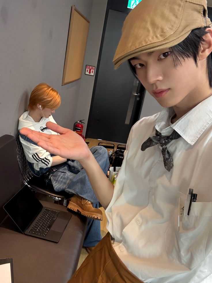 eyyin 🍞 tweet media