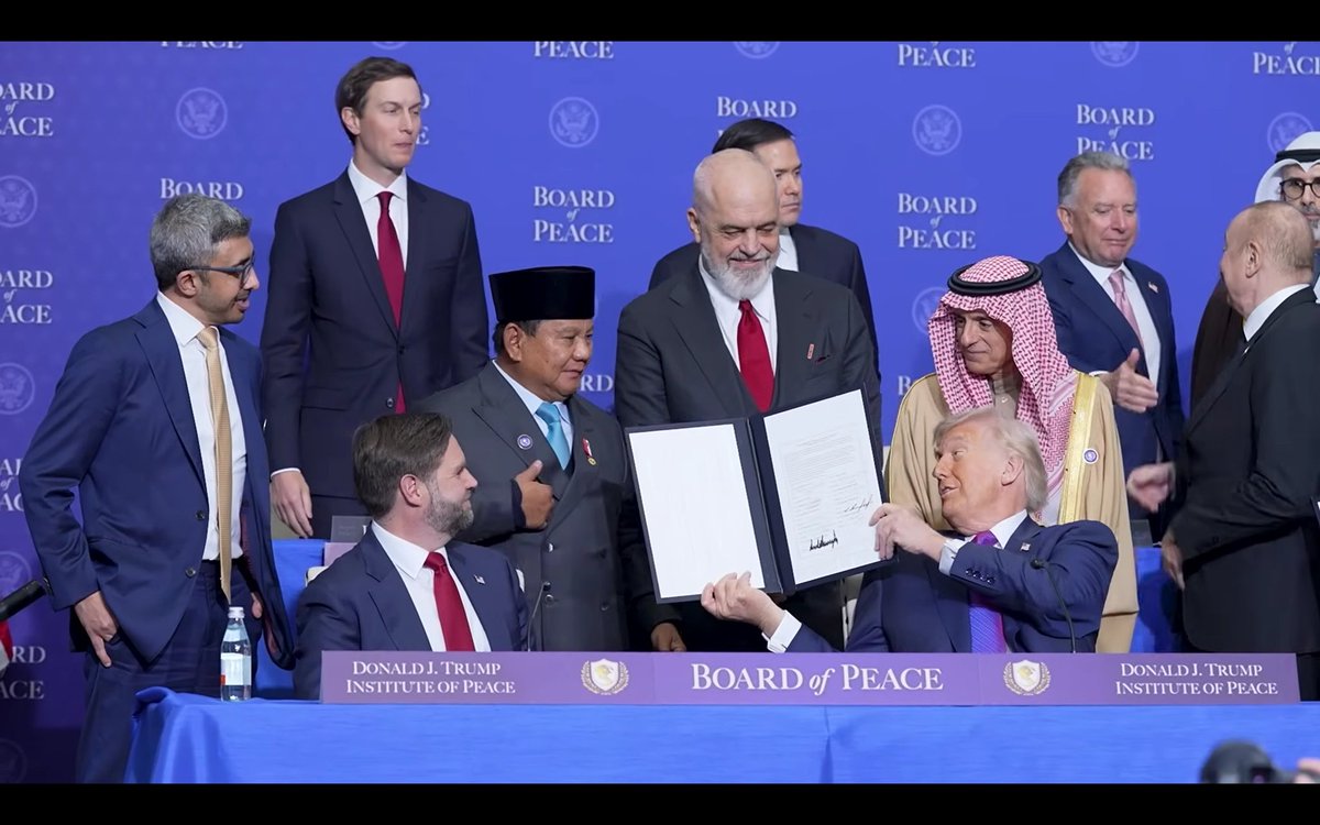 Extra Time Indonesia tweet media