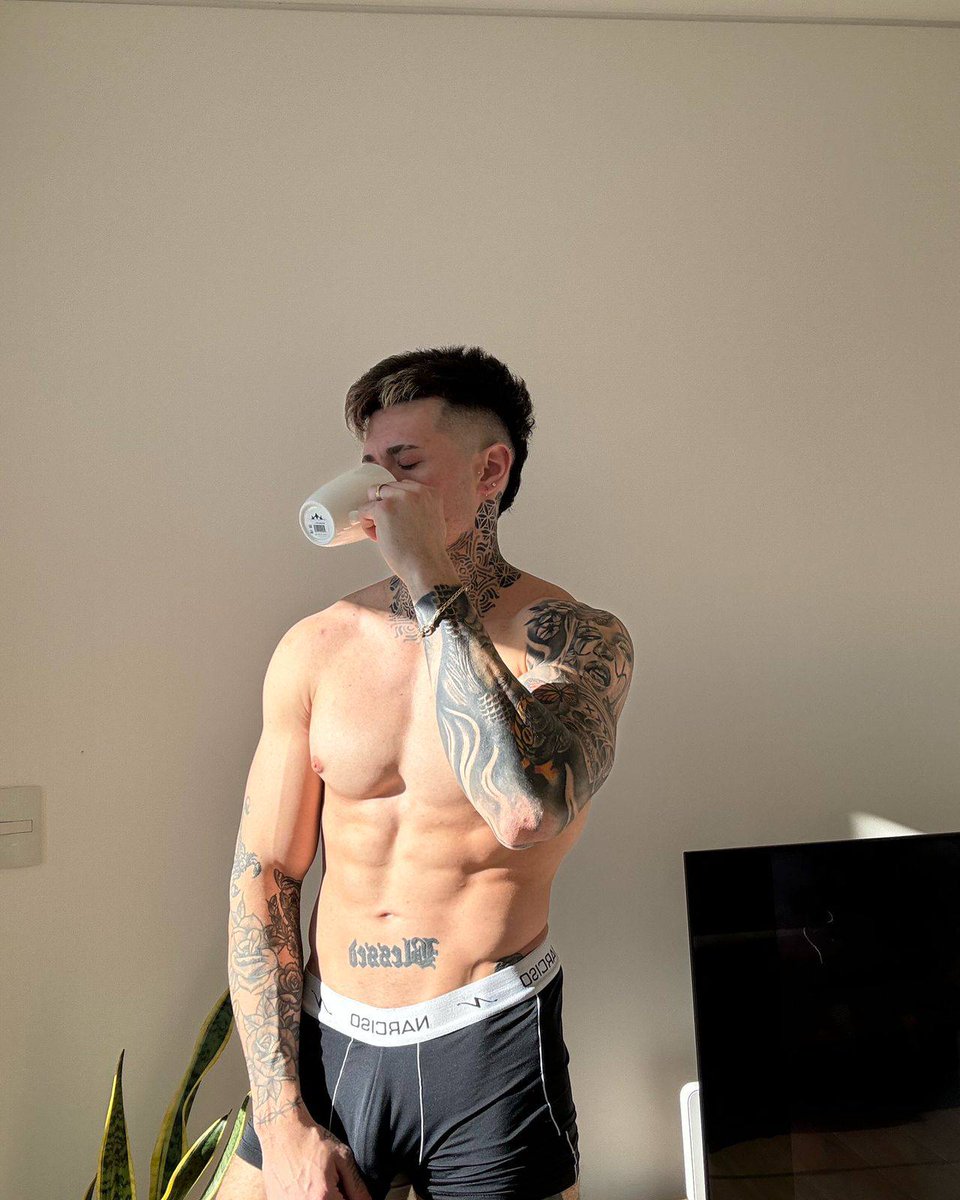 Gianlucax - 560K - TOP 1.6 tweet media