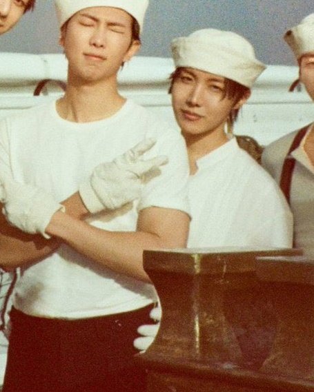 A g u s ⁷ 💫 🐱🐥 tweet media