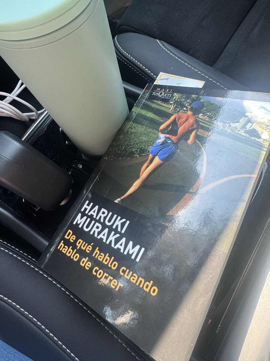 vane_isla's tweet photo. El sufrimiento como opción.

Haruki Murakami “De qué hablo cuando hablo de correr” 🥰😁 https://t.co/E6FhPEUzWJ