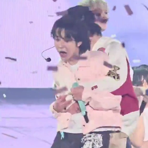 🍓🫐 tweet media