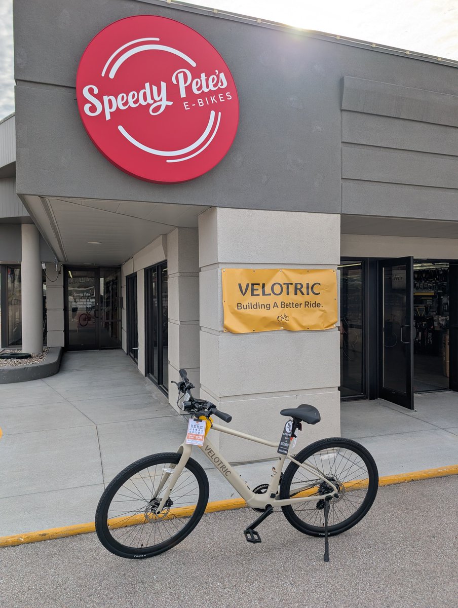 speedy_petes's tweet photo. Velotric E-bike T1st Plus $1399 Ultralight city bike. Thirty-Nine (39) pounds keeps your ride feeling natural.  Come in and take it for a ride. https://t.co/lrDOOi2hNe