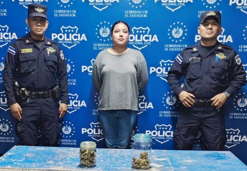 PNC El Salvador tweet media