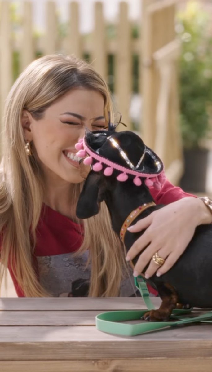 🦩Rositɑ🩷👑🐾 tweet media