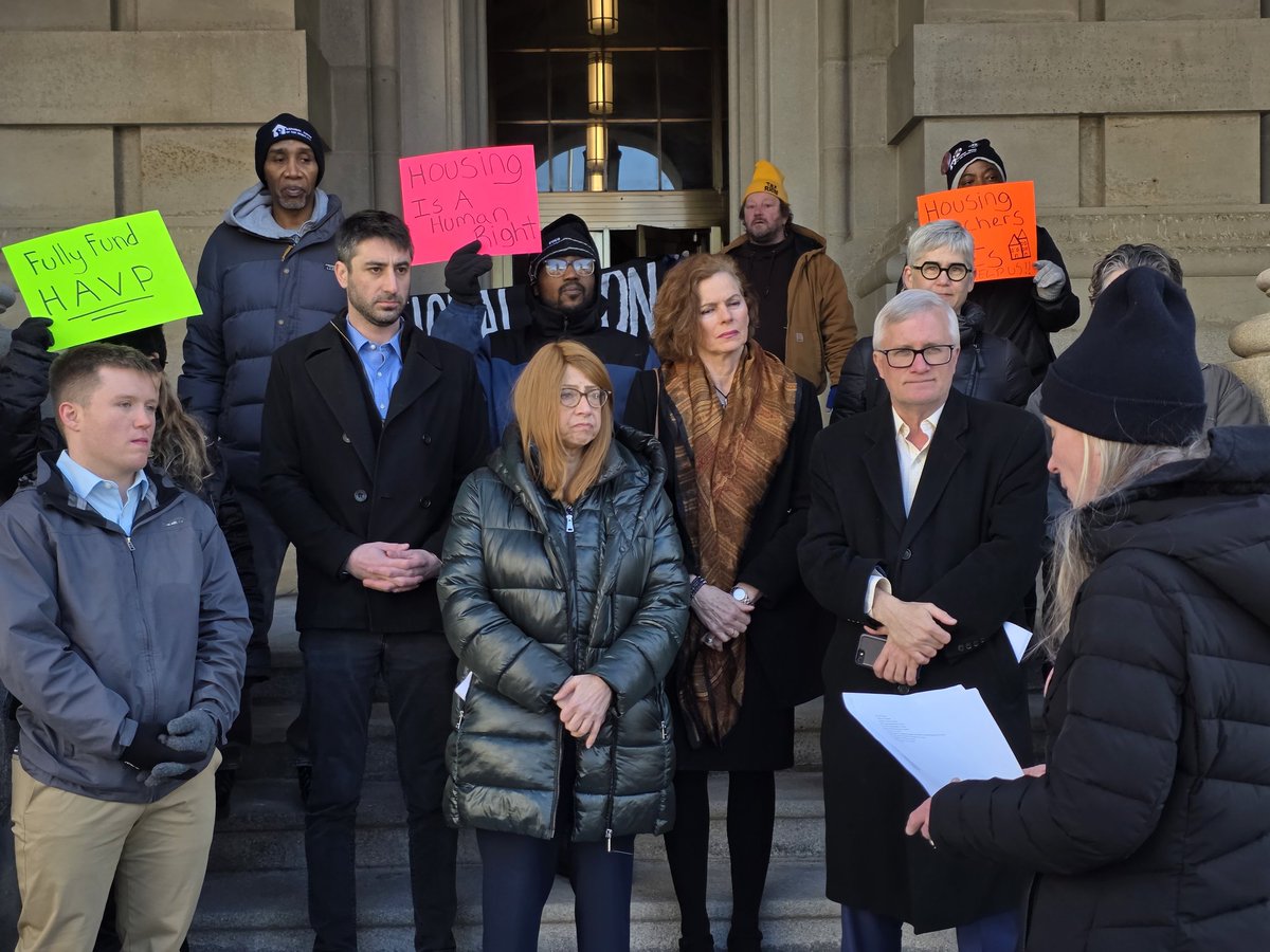 Rebecca C. Lewis tweet media