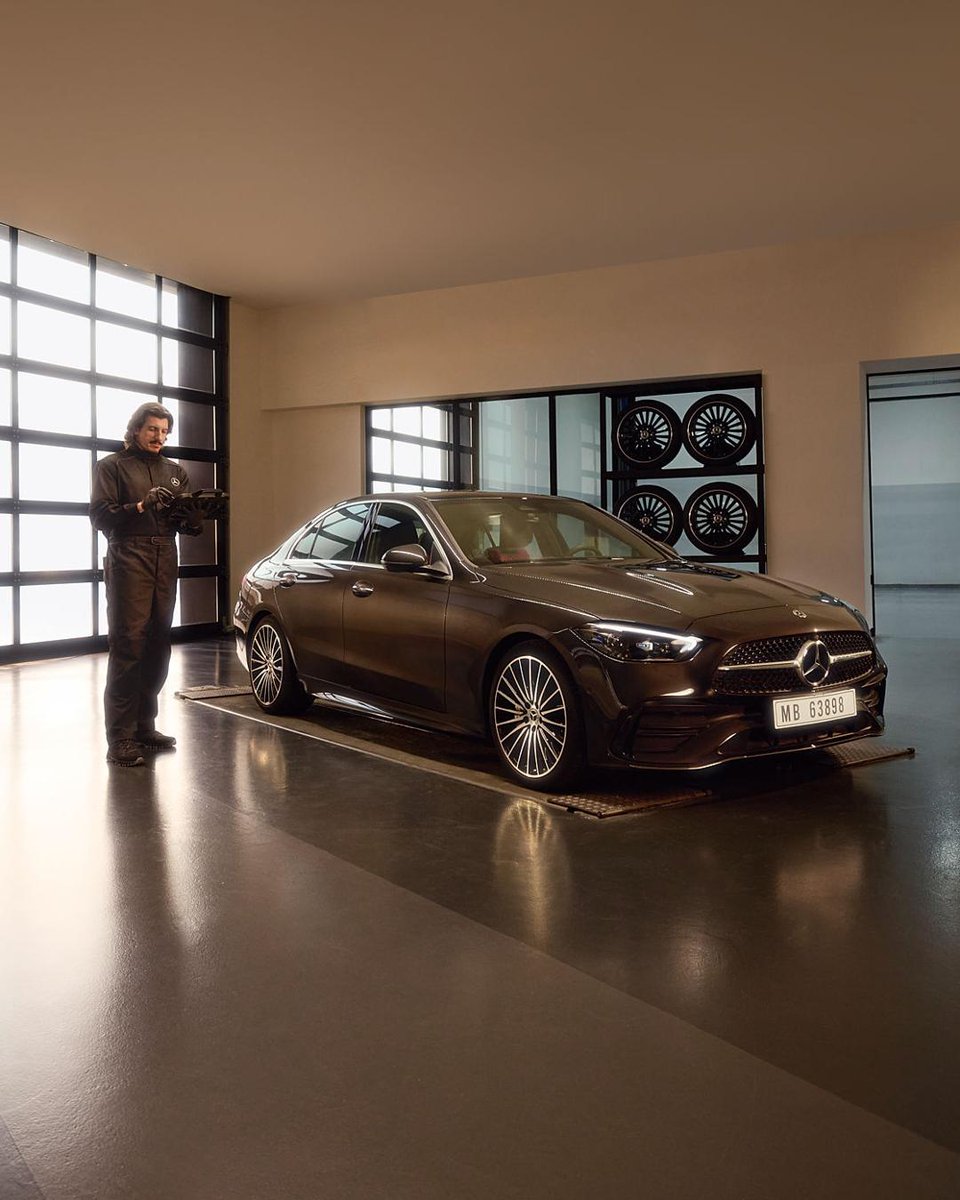 Mercedes-Benz Hellas tweet media