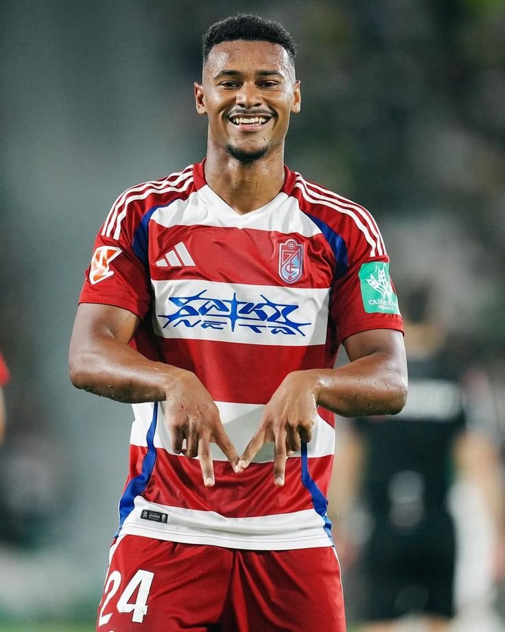 Tom Bogert tweet media